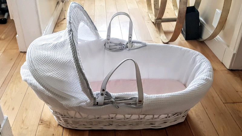 clair de lune deluxe rocking moses basket stand
